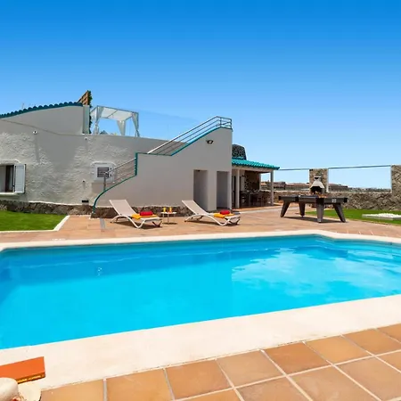 Vila Lobos By La Oliva